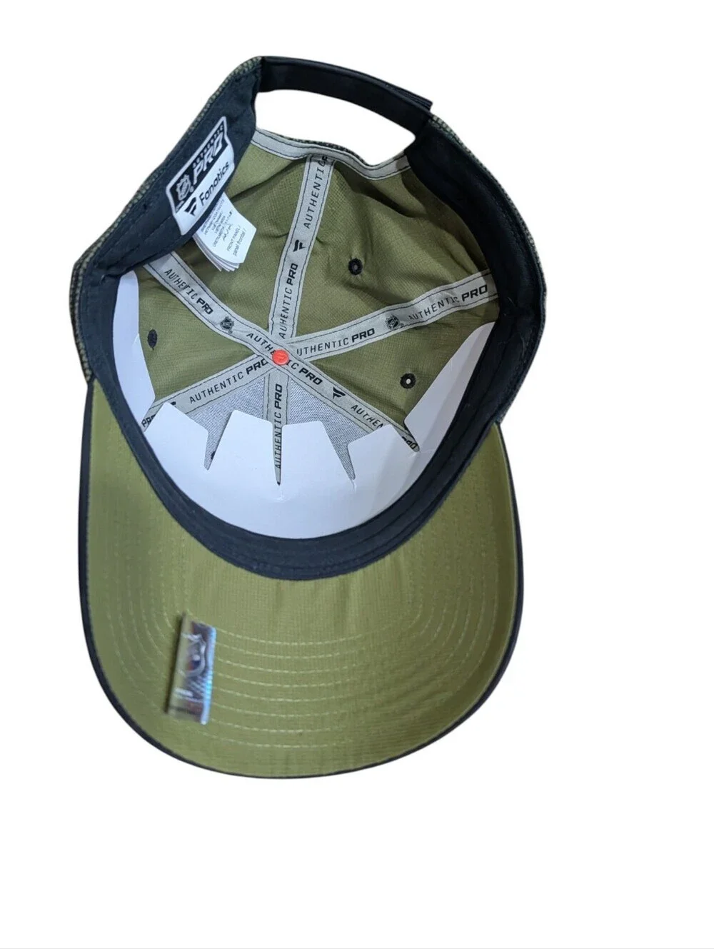 Colorado Avalanche Military Appreciation Trucker Hat NWT Fanatics Adjustable